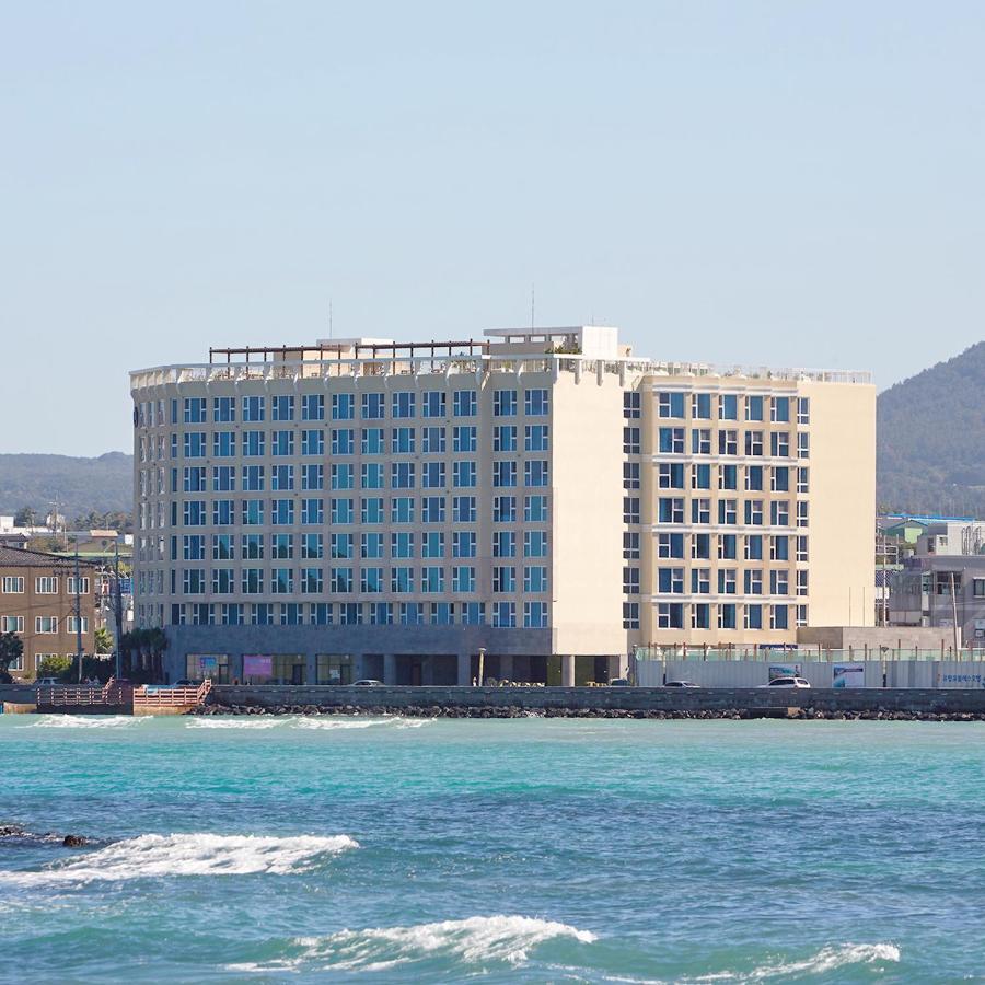 Saint Beach Hotel Чеджудо Экстерьер фото