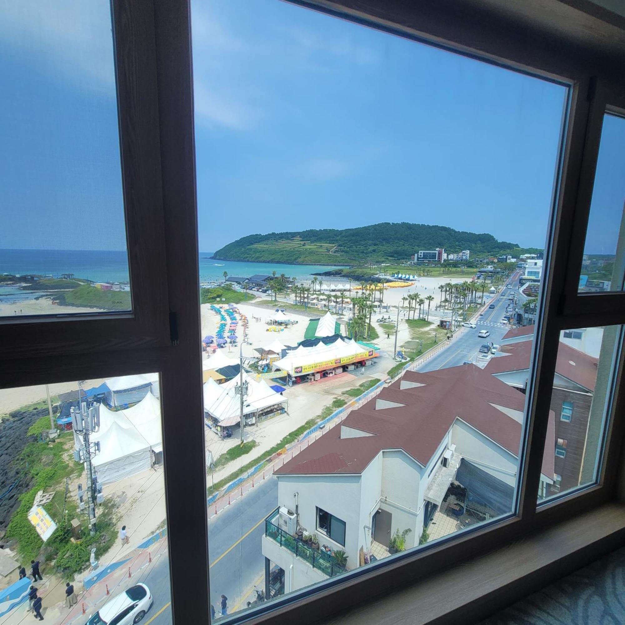 Saint Beach Hotel Чеджудо Экстерьер фото