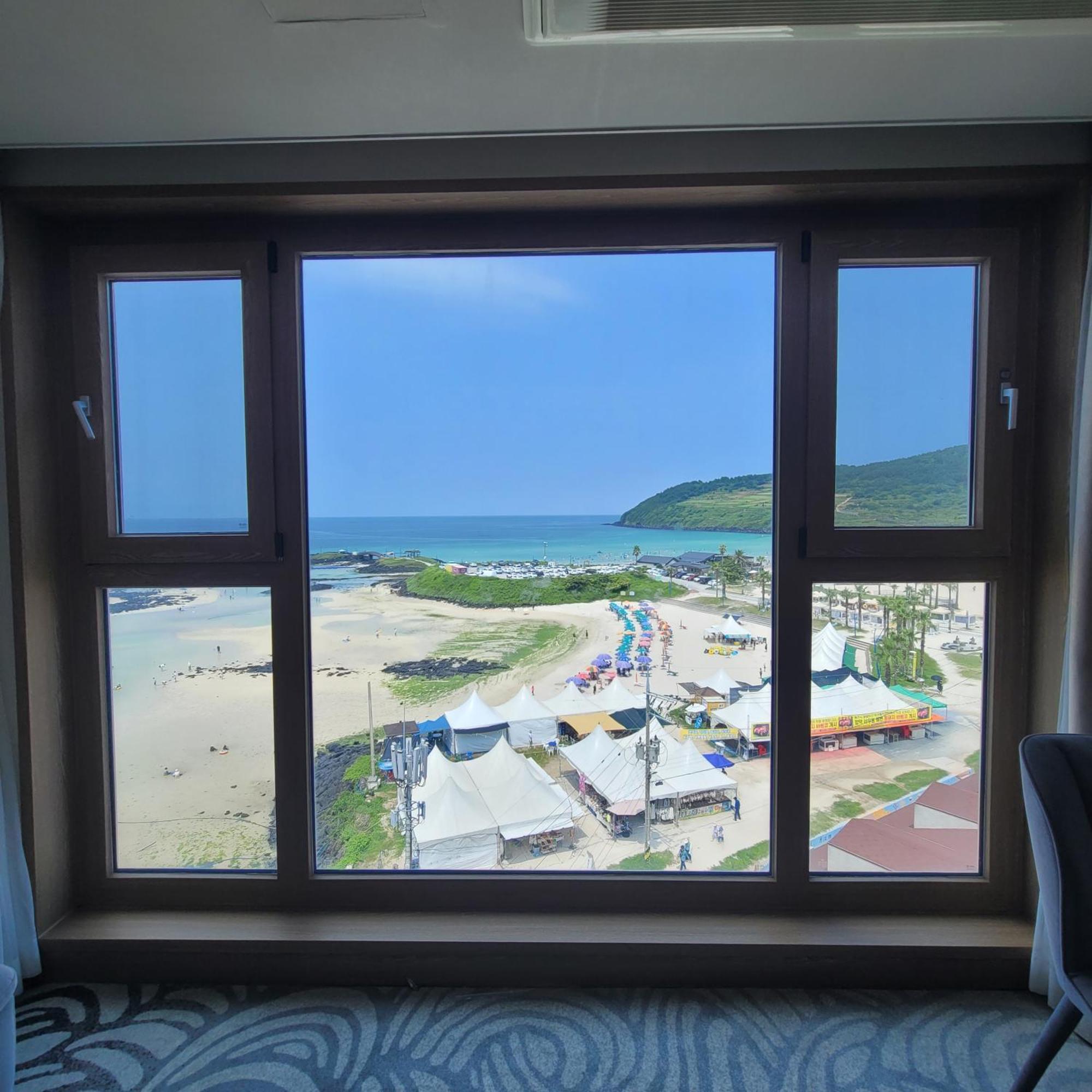 Saint Beach Hotel Чеджудо Экстерьер фото